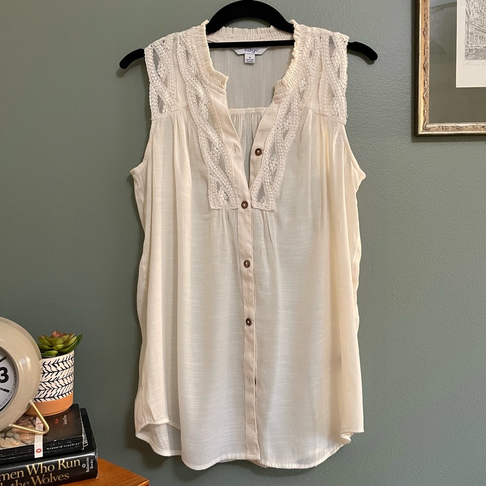 Women's Cream Sleeveless Top